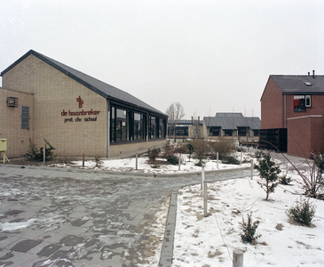 118235 Gezicht op de Protestant-Christelijke Lagere School de Baanbreker (Eifel 28) te Utrecht.